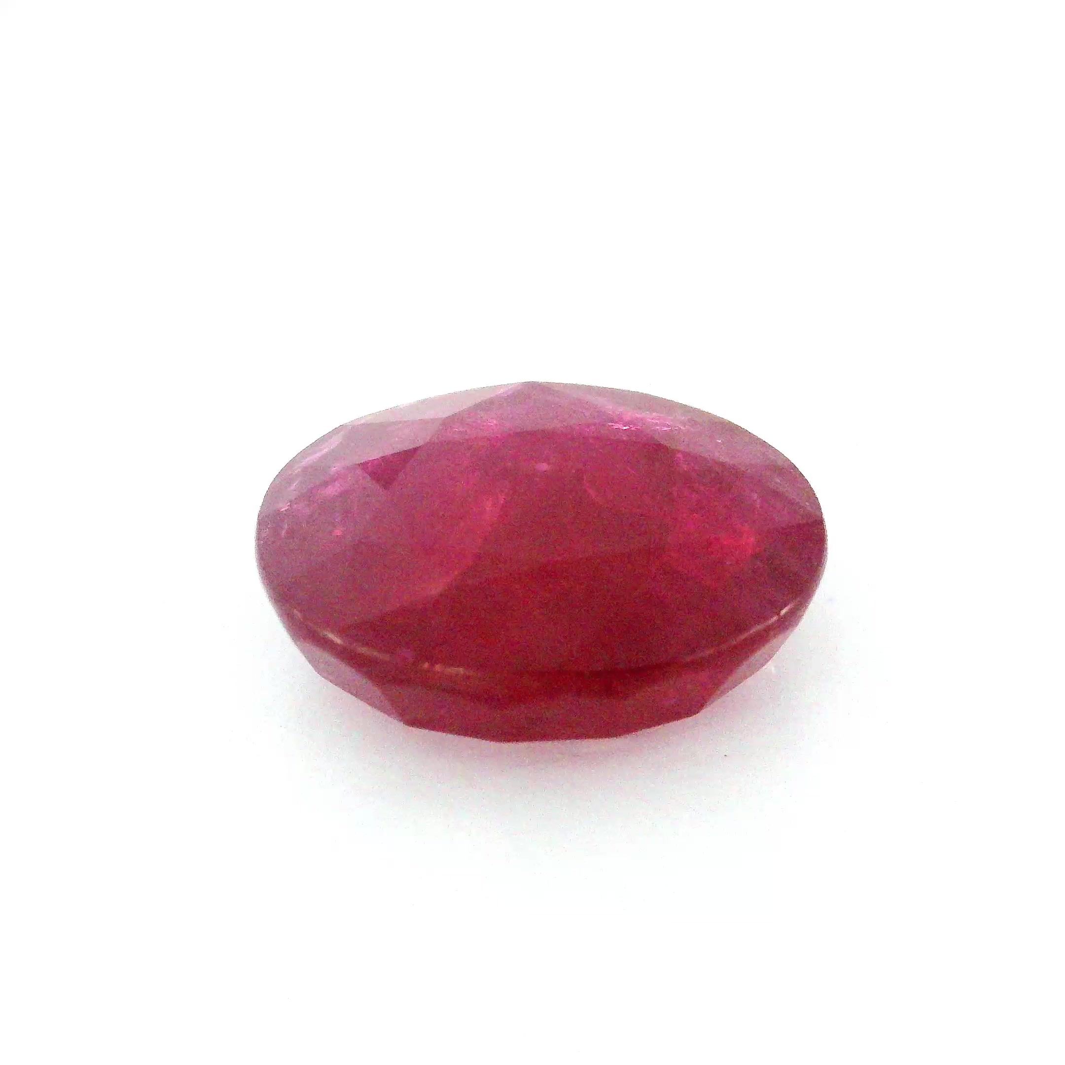 8.53 ct Oval Red Natural Ruby